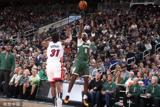 球队奠定了 球队奠定了