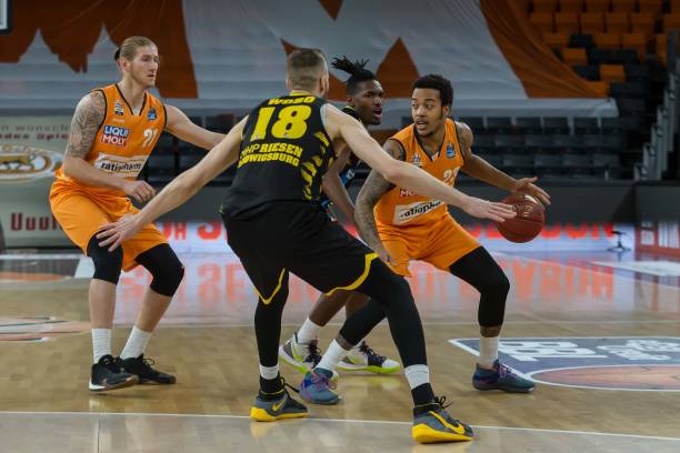 面对极具挑 面对极具挑